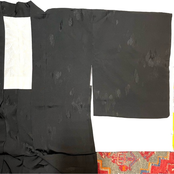 Vintage Silk Kimono - Picture 2 of 16